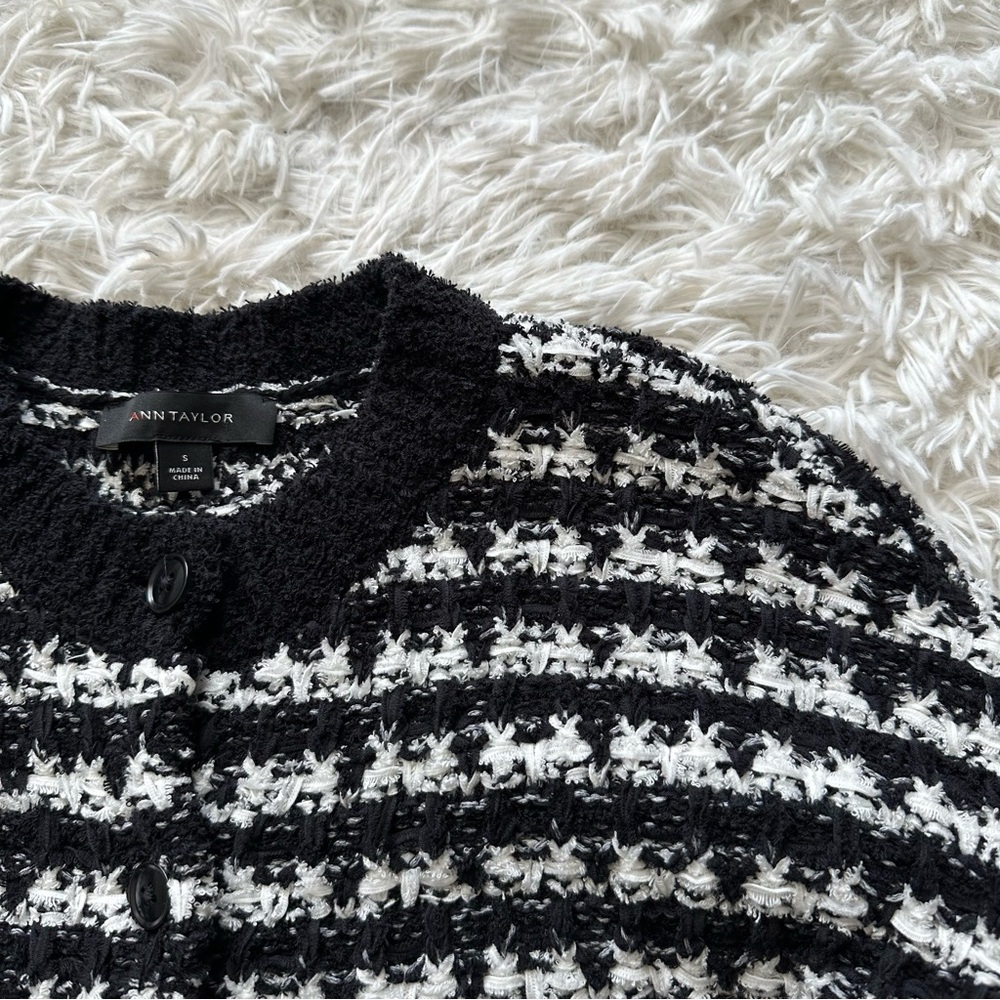 Ann Taylor Tweed Bomber Crewneck Button Front Sweater Size S - Picture 6 of 11